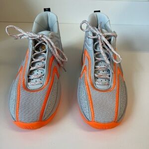 - Nike Cosmic Unity 2 Men’s Sneakers. Excellent Condition. Size 8.5